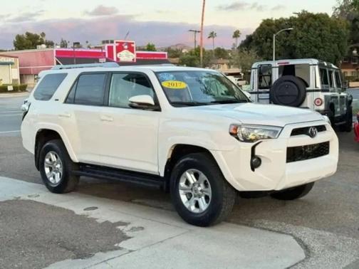 Super White 2017 Toyota 4Runner SR5 Premium