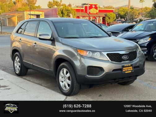 2012 Kia Sorento LX
