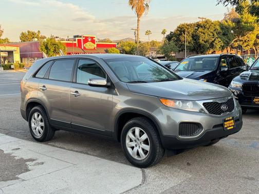 2012 Kia Sorento LX