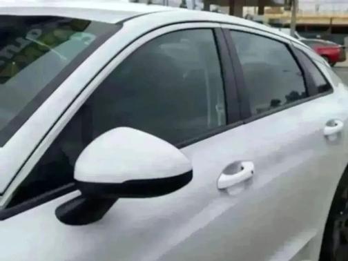 Glacial White Pearl 2023 Kia K5 LXS