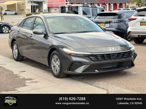 Amazon Gray 2025 Hyundai ELANTRA SE