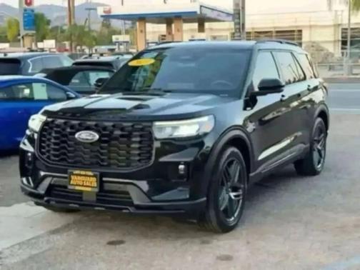 Agate Black Metallic 2025 Ford Explorer ST-Line