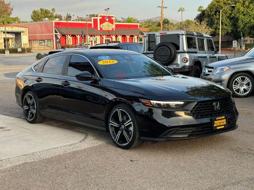 Crystal Black Pearl 2023 Honda Accord Hybrid Sport