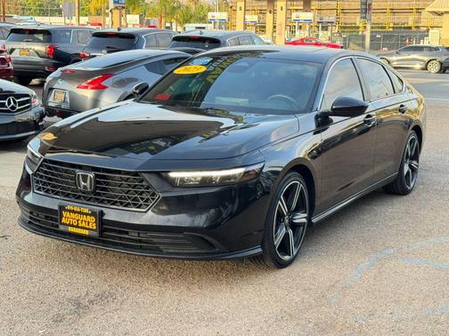 Crystal Black Pearl 2023 Honda Accord Hybrid Sport