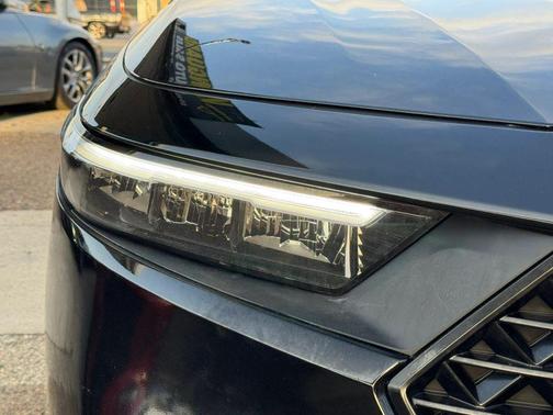 Crystal Black Pearl 2023 Honda Accord Hybrid Sport