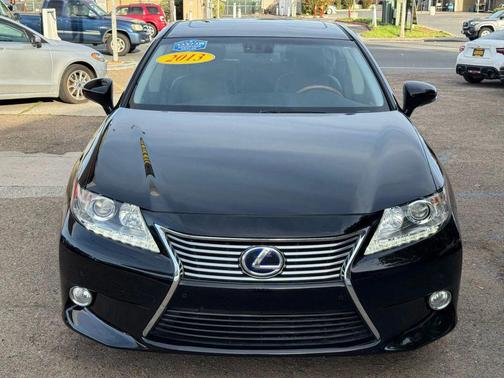 2013 Lexus ES 300h Base