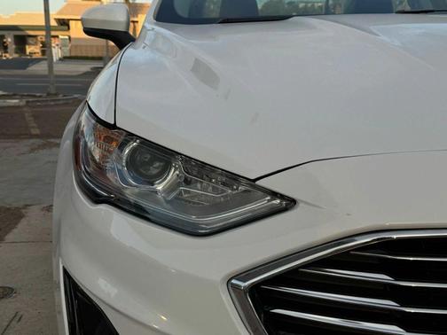 2020 Ford Fusion Hybrid SE