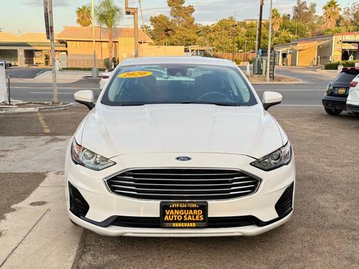 2020 Ford Fusion Hybrid SE