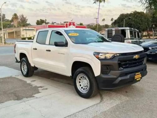 Summit White 2024 Chevrolet Colorado WT