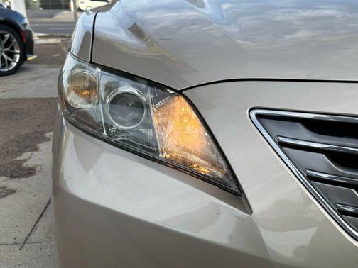 2008 Toyota Camry Hybrid SE