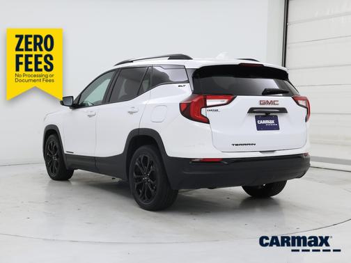 White 2022 GMC Terrain SLT