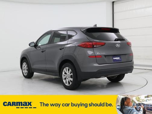 2021 Hyundai TUCSON SE