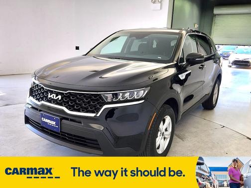 2022 Kia Sorento LX