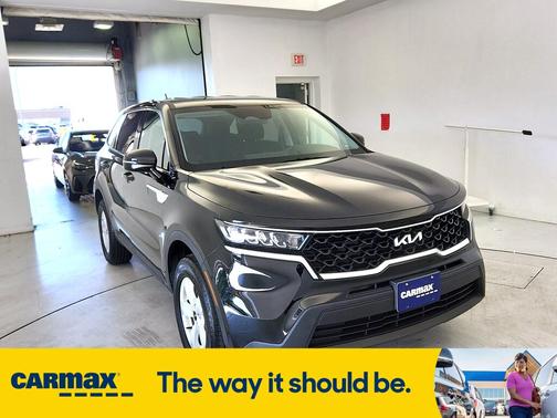 2022 Kia Sorento LX