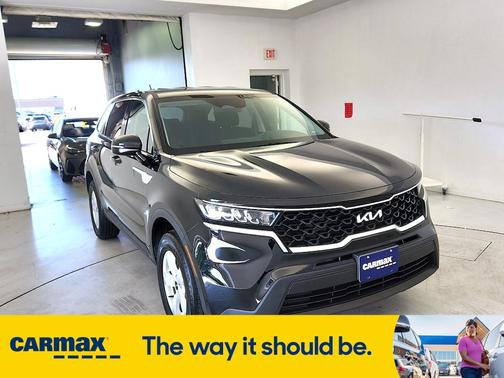 2022 Kia Sorento LX
