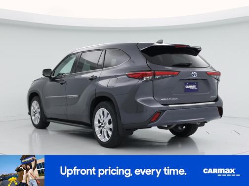Gray 2022 Toyota Highlander Hybrid Limited