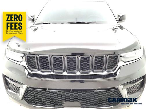 Black 2023 Jeep Grand Cherokee Laredo