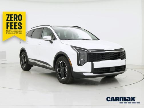 White 2026 Kia Sportage EX