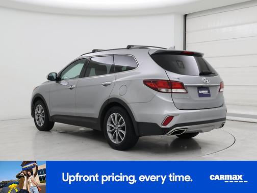 2018 Hyundai SANTA FE SE