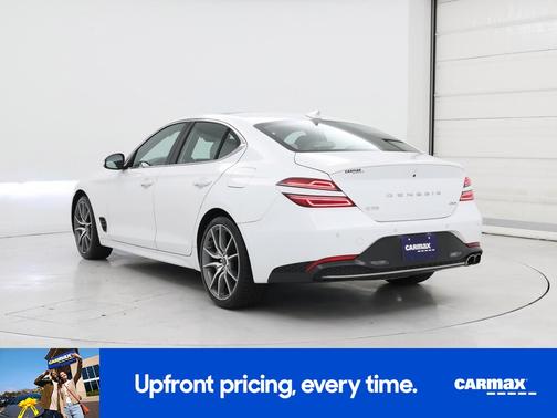 2022 Genesis G70 2.0T