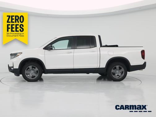 White 2025 Honda Ridgeline Trailsport