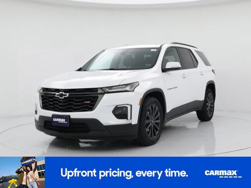 White 2022 Chevrolet Traverse RS