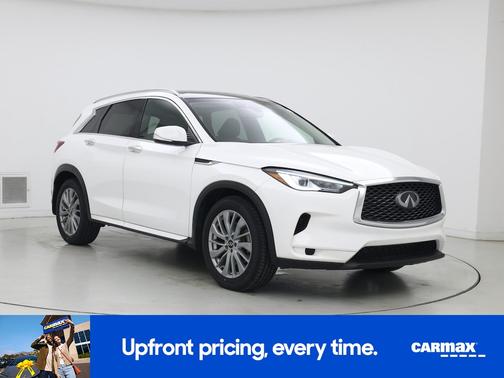 White 2023 INFINITI QX50 Luxe