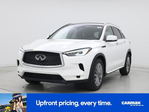 White 2023 INFINITI QX50 Luxe