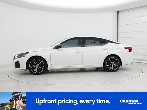 2023 Nissan Altima SR