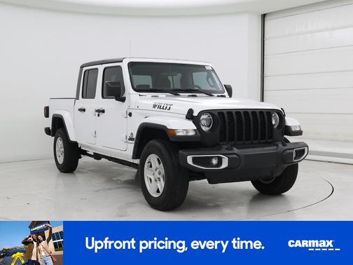 2022 Jeep Gladiator Sport S