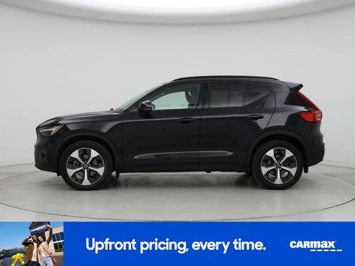 Black 2023 Volvo XC40 B4 Ultimate Dark Theme