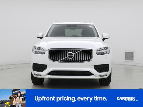 White 2022 Volvo XC90 T5 Momentum
