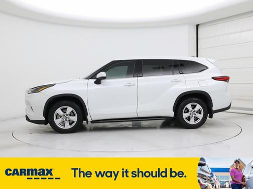 2022 Toyota Highlander L