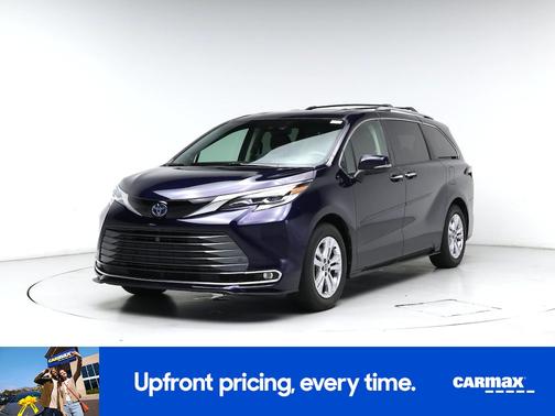 Blue 2022 Toyota Sienna Platinum