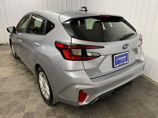 Ice Silver Metallic 2025 Subaru Impreza Base