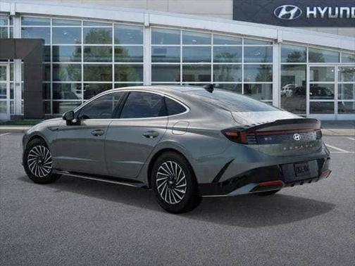 2025 Hyundai SONATA Hybrid SEL
