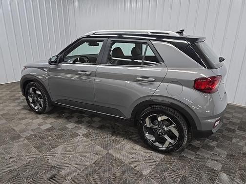 2022 Hyundai VENUE Limited