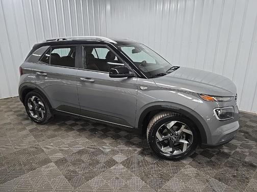 2022 Hyundai VENUE Limited