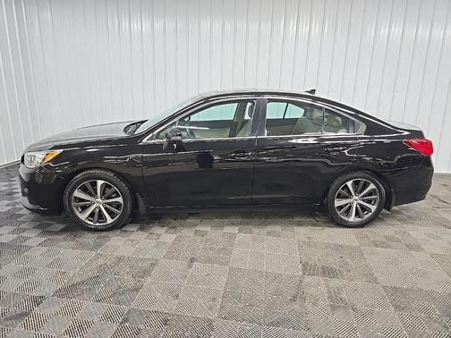 2017 Subaru Legacy 3.6R Limited