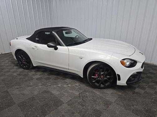 2017 FIAT 124 Spider Abarth