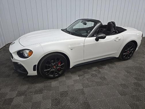 2017 FIAT 124 Spider Abarth