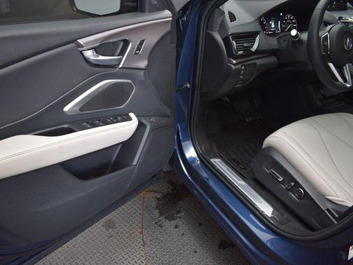 2025 Acura RDX Base