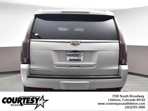 2019 Cadillac Escalade Luxury