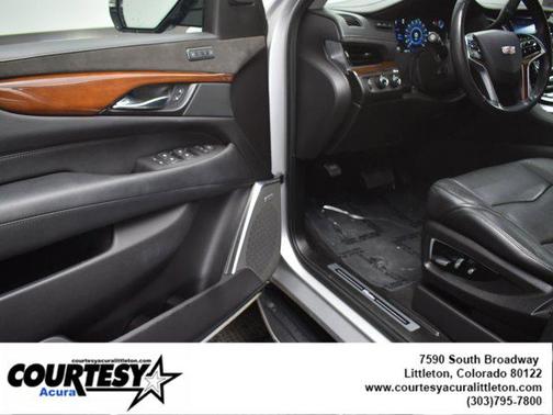 2019 Cadillac Escalade Luxury