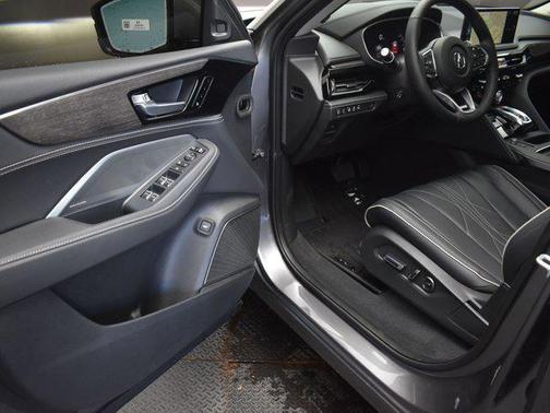 2026 Acura MDX Advance Package