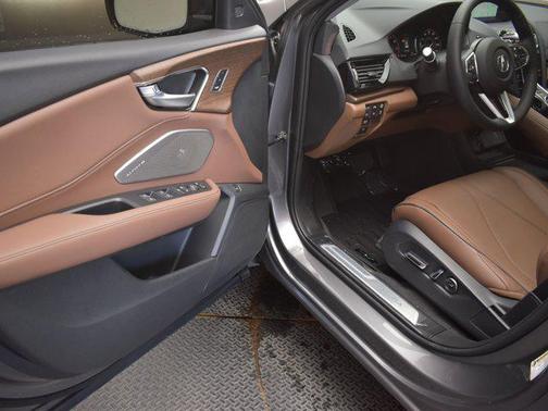 2025 Acura RDX Advance Package
