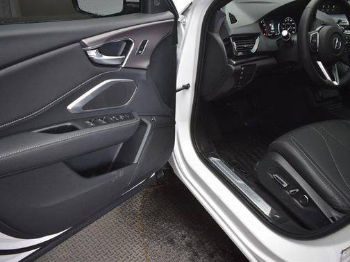 2025 Acura RDX Base