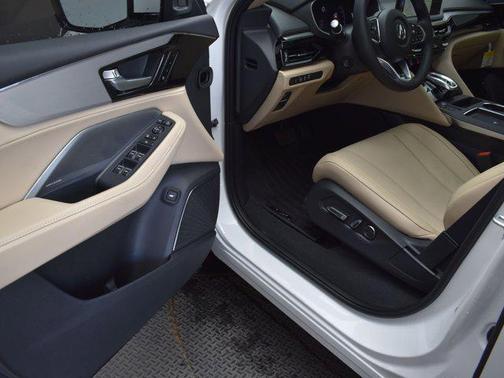2025 Acura MDX Technology Package