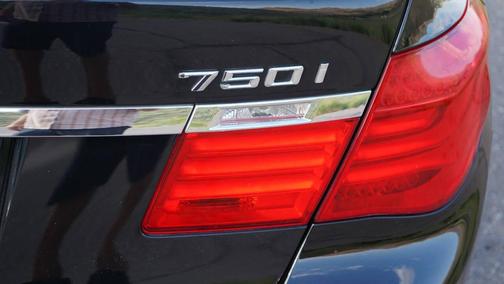 2010 BMW 750 I