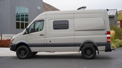 2017 Mercedes-Benz Sprinter 2500 Standard Roof